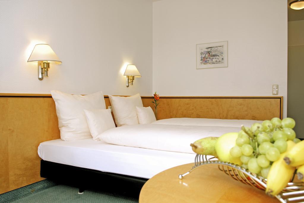 Matchpoint Hotel Altdorf bei Nuernberg Bilik gambar