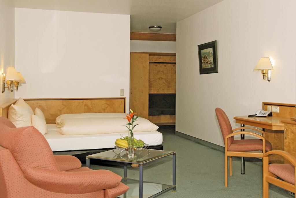 Matchpoint Hotel Altdorf bei Nuernberg Bilik gambar